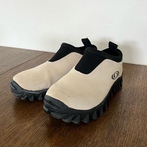 SOLD || Salomon Contagrip GX Slip On Clog - Beige Suede 8.5W / 7M